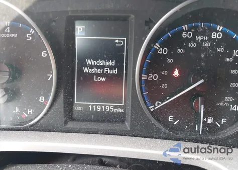 2017 Toyota Rav4 Le z USA, uszkodzony, nr VIN JTMBFREV8HJ114186